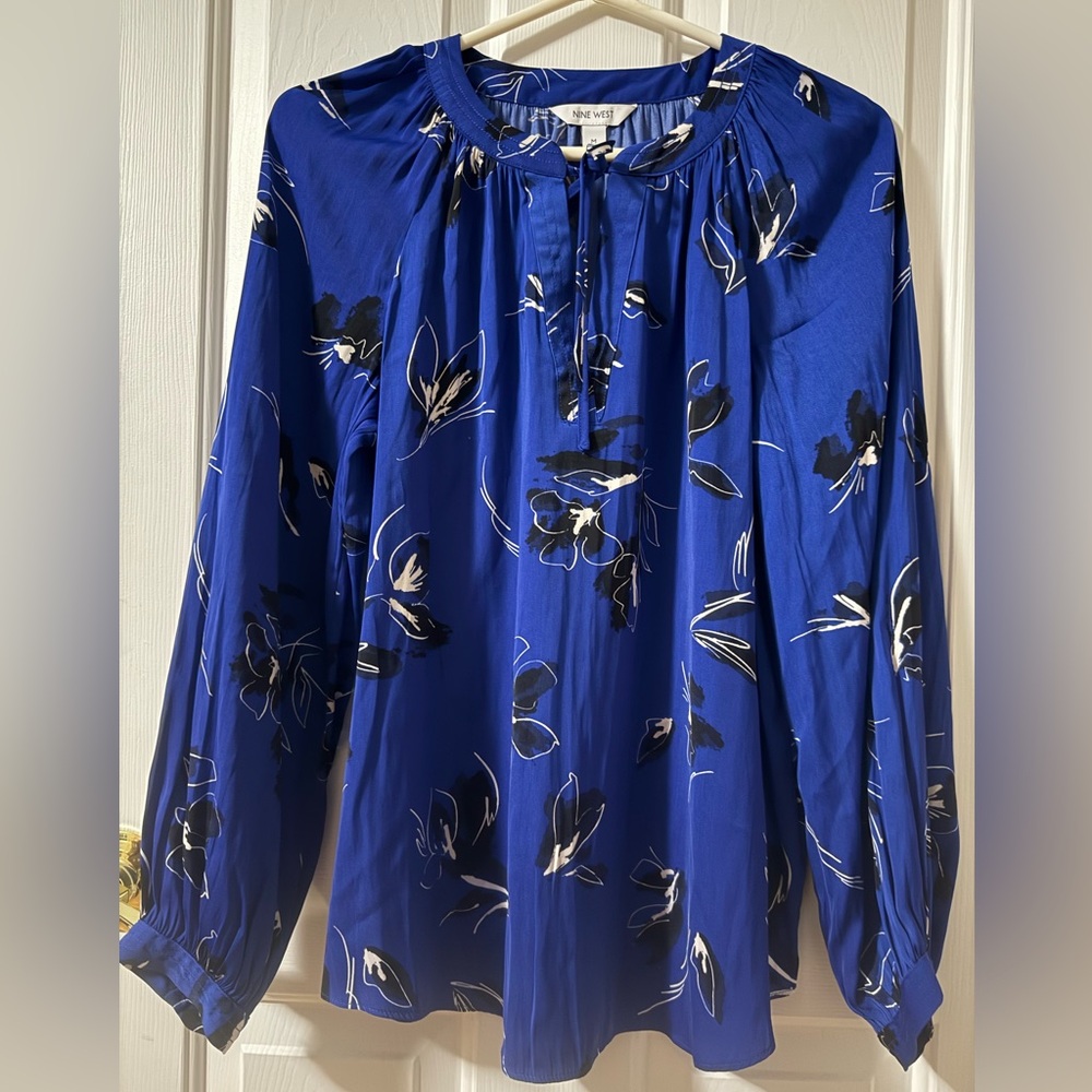 Nine West Royal Blue Floral Blouse Size Medium